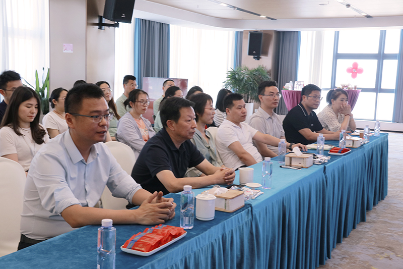 二十一载 智造将来丨贺bevictor伟德股份廿终生日，再启新篇
